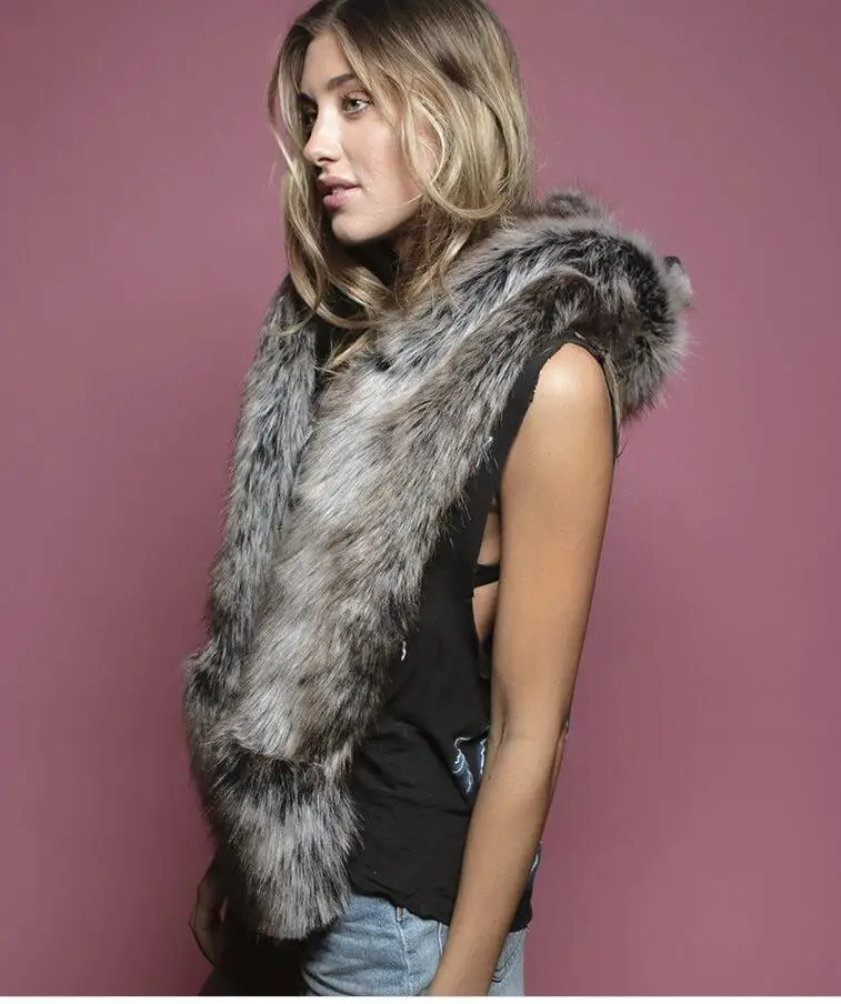 Faux Fur หมวกหูกระเป๋า Hood หมวกหมาป่า Plush สัตว์ที่อบอุ่นหมวกผ้าพันคอ