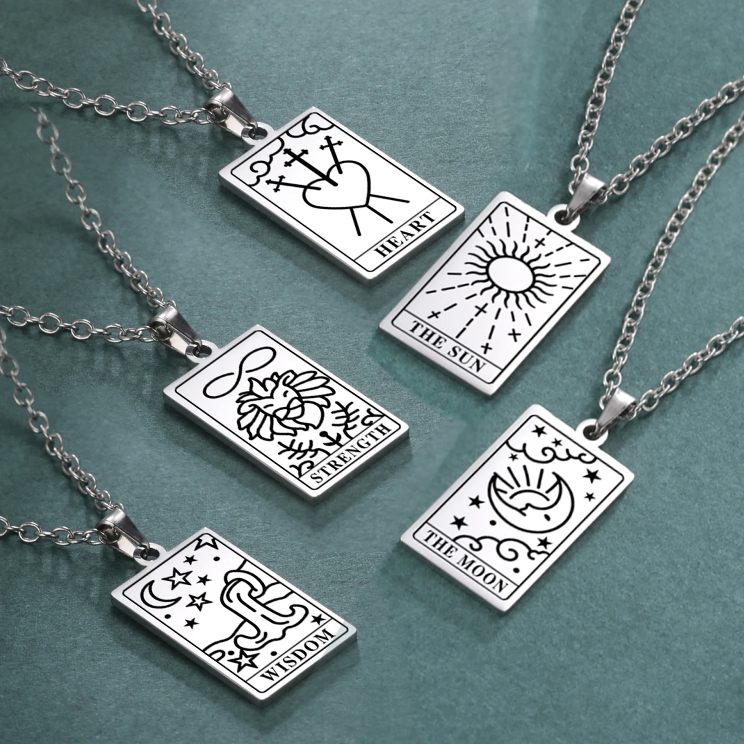 Cazador Tarot Cards Necklace The Star World Fortune SUN Moon Tarot Neck Chain Stainless Steel Vintage Punk Jewelry for Women Men