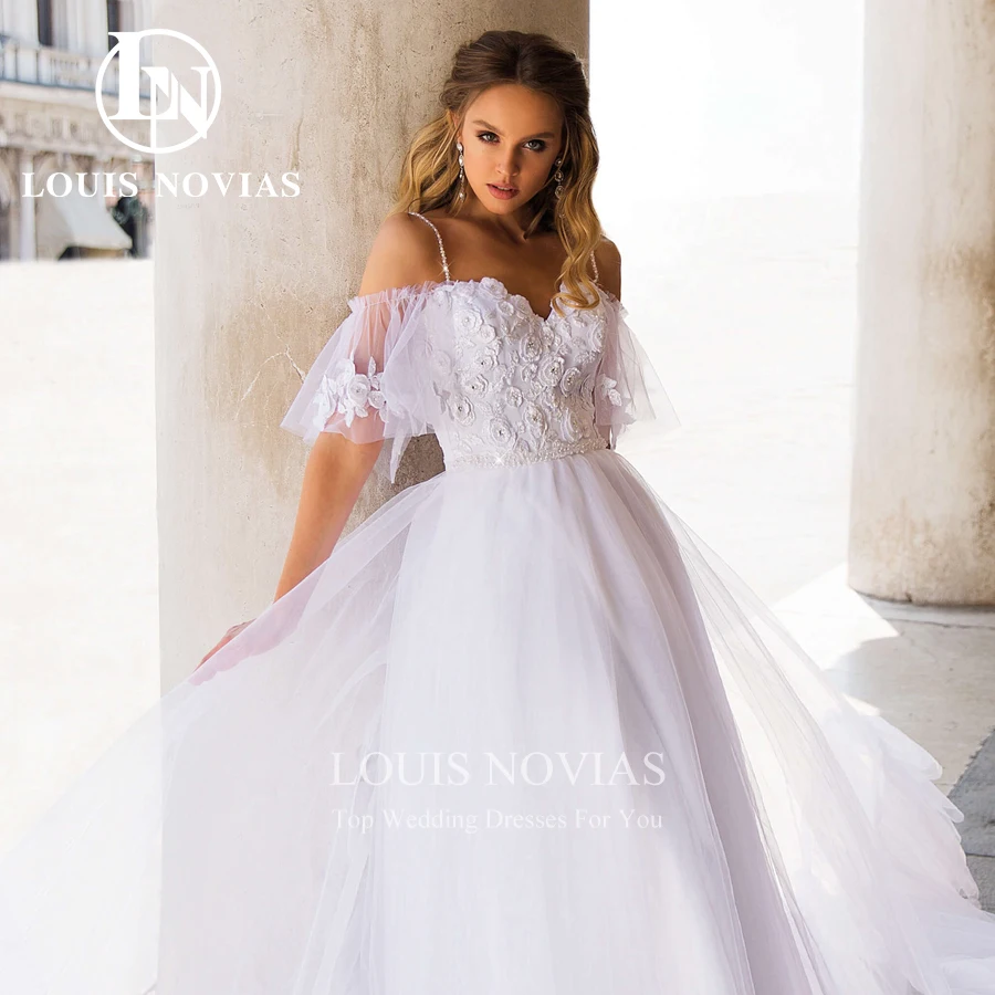 LOUIS NOVIAS A-Line Wedding Dress Elegant Detailed Spaghetti Straps Appliques Flower Flare Sleeve Wedding Gown Vestidos De Novia