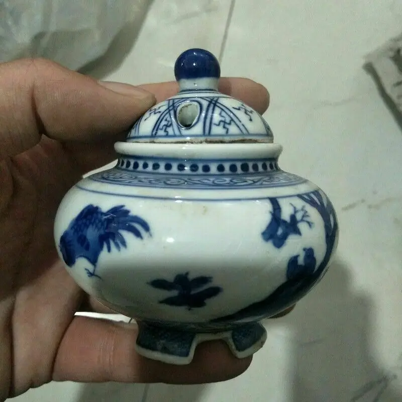 Old Blue and white porcelain handmade scenery cricket jar pots Qing Kangxi Dynas