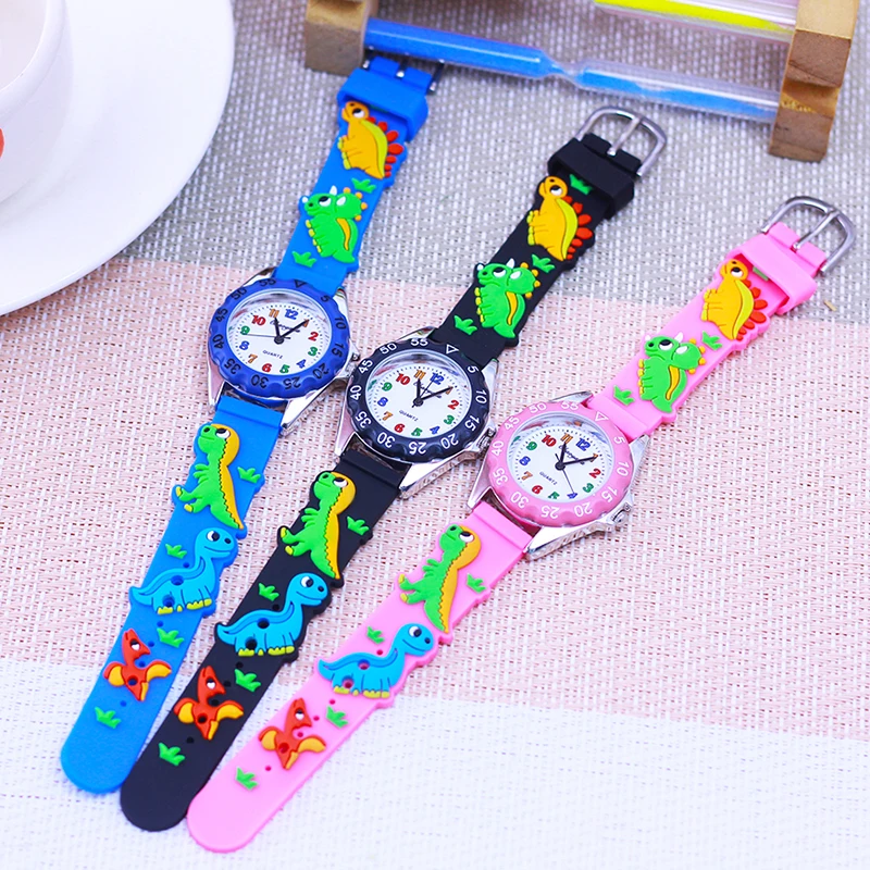 Chaoyada neue Kinder Jungen Mädchen bunte digitale Quarz Armbanduhr kleine Kinder Studenten Dinosaurier Silikon armband Spielzeug uhr