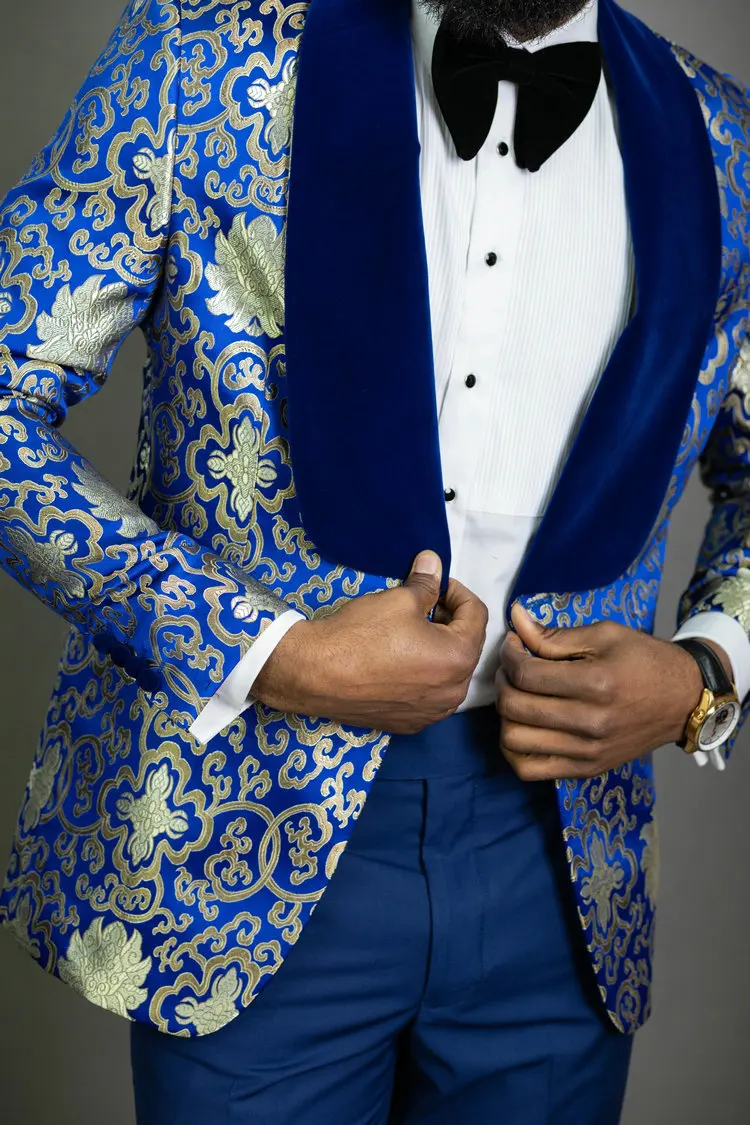 

2021 Fashion Men Suits Gold Pattern and Royal Blue Groom Tuxedos Velvet Shawl Lapel Groomsmen Wedding Best Man ( Jacket+Pants )