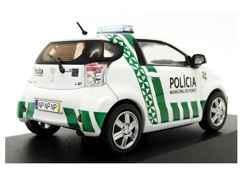 JCollection models 1/43 Scale  IQ 2013 Policia Municipal do porto Diecast toy car for Collection