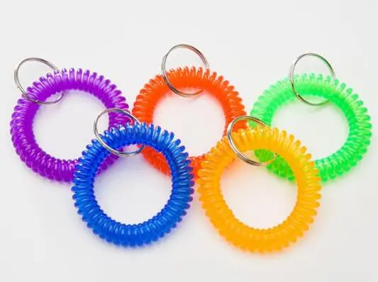 Colorful Spring Spiral Wrist Coil Flexible Spiral Coil Wristband Wrist Band Key Ring Chain Key Tag for Gym Pool