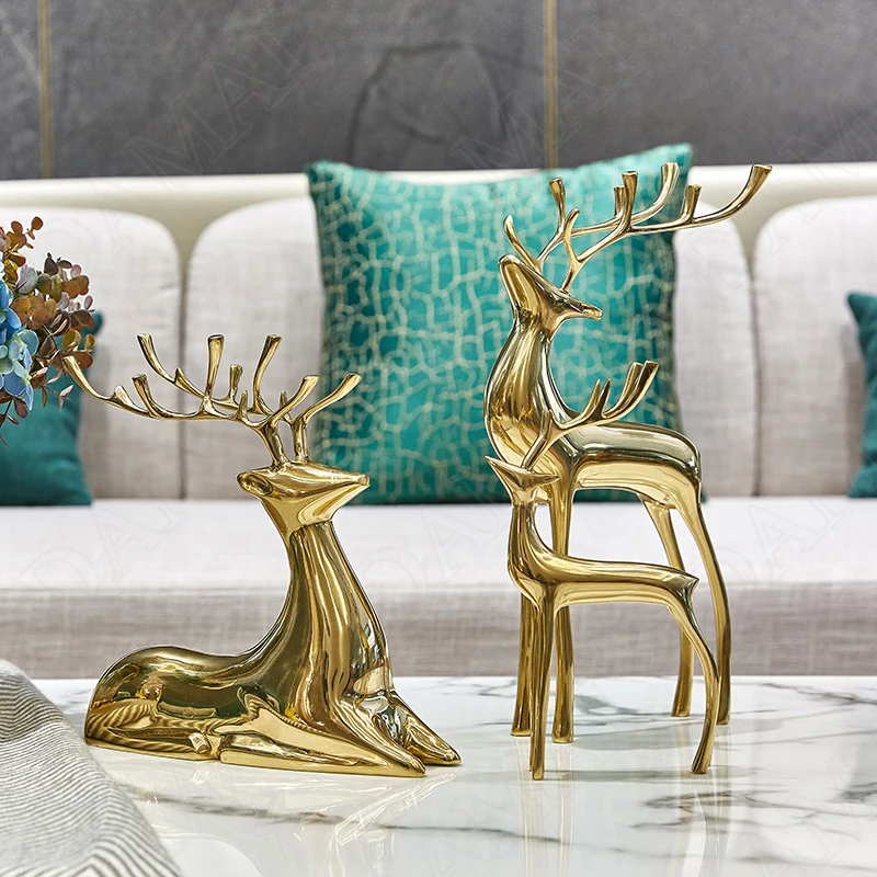 

European Style Pure Copper Statue Living Room Elk Accessories Creativity Bedroom Desktop Statues Home Decoration Ornaments