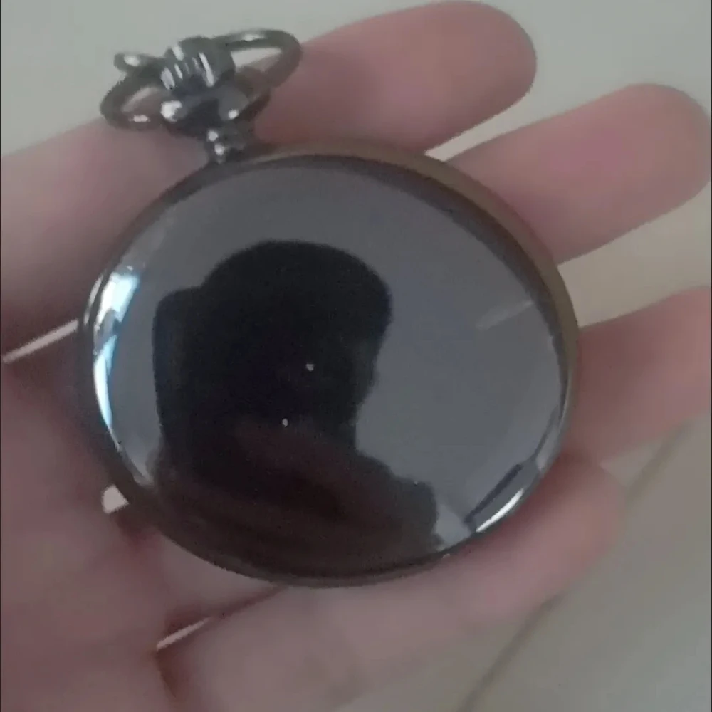 Jam tangan saku Quartz hitam klasik benturan Game Anime 2021 jam tangan kalung simpel tujuh elemen hadiah Pria Wanita