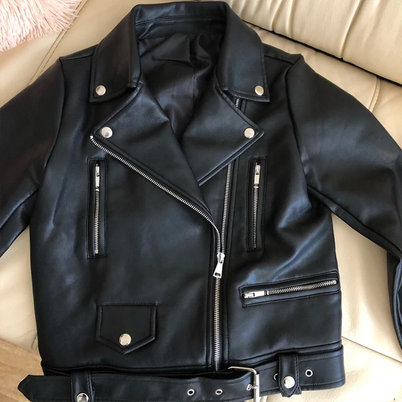 Chaqueta de piel sintética negra para mujer, abrigo básico con cremallera y cuello vuelto, chaqueta de motorista con cinturón, primavera y otoño,