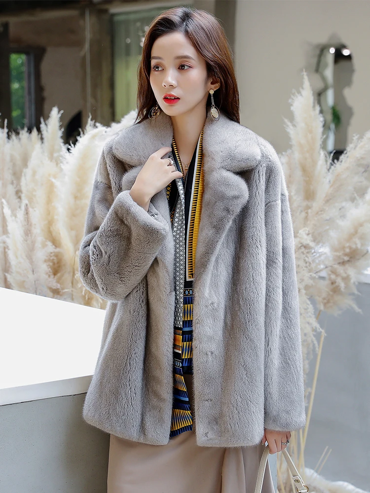 

Mink coat female whole mink short section young fashion 2020 new winter mink fur jacket women