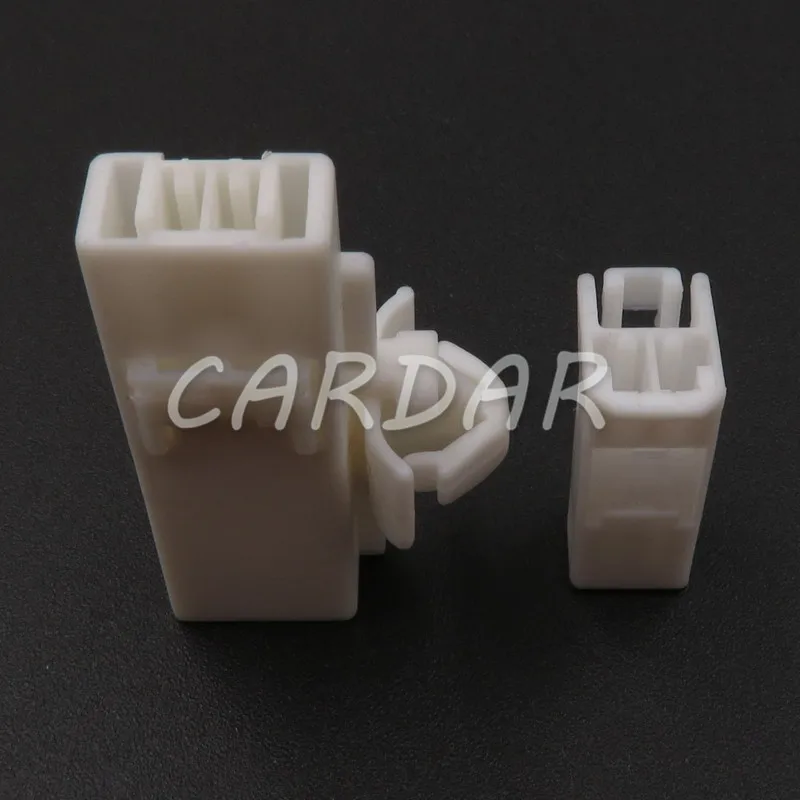 1 Set 2 Pin 7282-5845 7283-5845 Auto Reader Coil Plug AC Assembly Automotive Light Socket For Toyota - Image 2