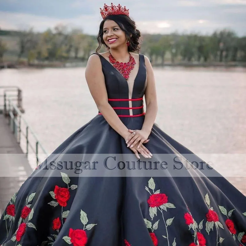 Amazing Quinceanera Dresses Applique Sleeveless Celebrity Dress Sweet 16 Vestidos De 15 Anos 2021