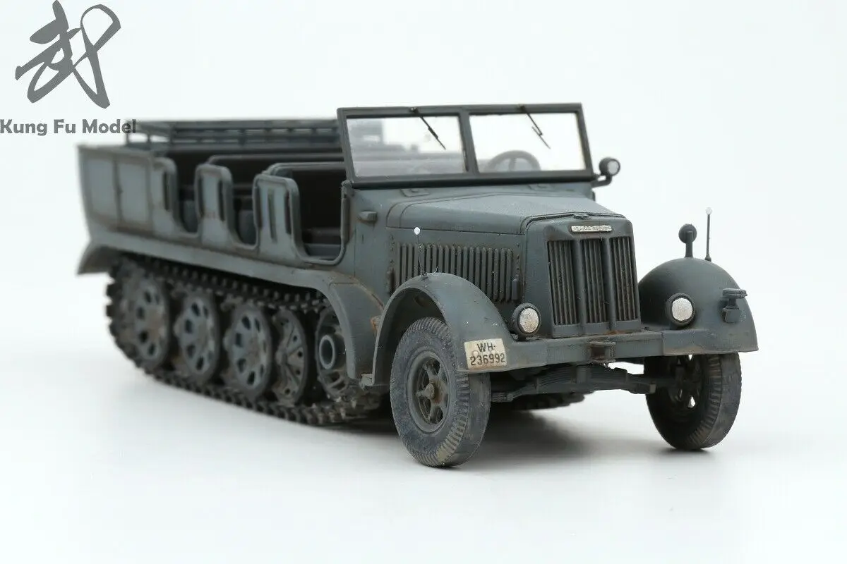 

Simplest 72013 Built 1/72 German Sd Kfz 7/1 Half track Built Model