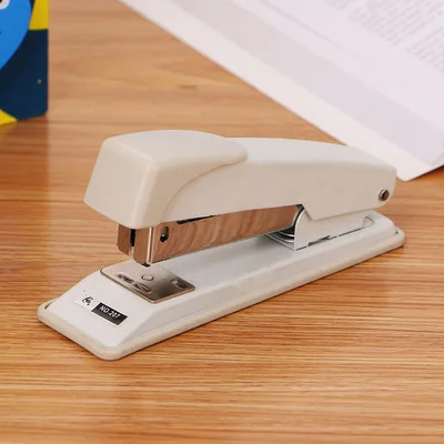 One. 207 stapler quality durable metal stapler learning stationery office supplies binding machine. Color random.