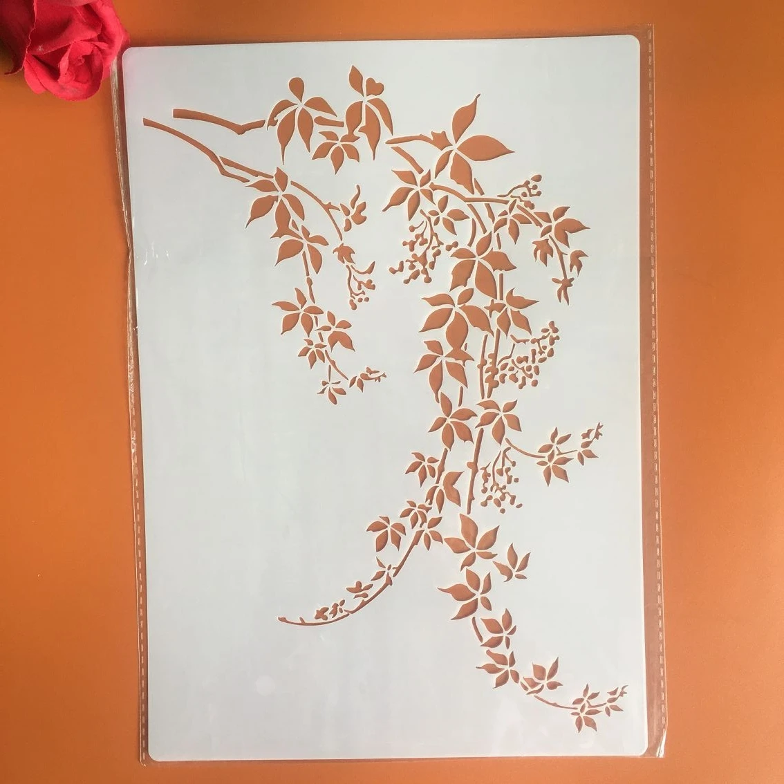 A4 29 * 21cm Leaves DIY Stencils Wall Painting Scrapbook Coloring Embossing Album Decorative Paper Card Template cake