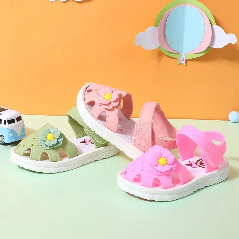 sandals for girls Baotou beach shoes 2-7years old children non-slip soft bottom children's sandals non-slip summer sandals