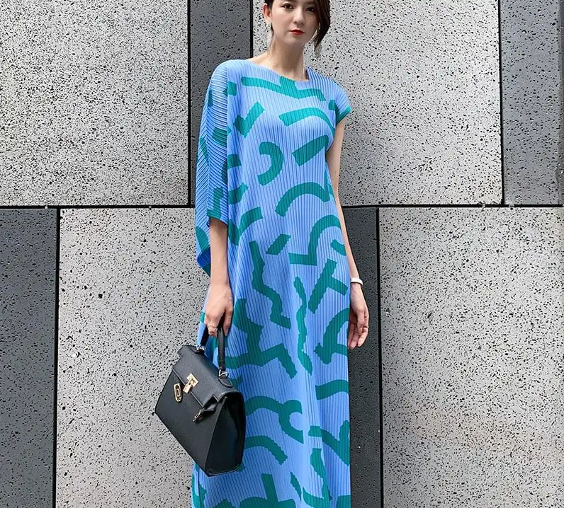 

2021 Spring And Summer Light Mature Sexy Mid Long With Slant Shoulder Collar Casual Temperament Loose Printed Irregular Dress