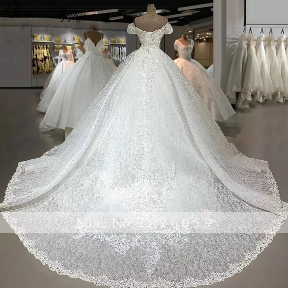 Lceland Poppy Customized Ball Gown Lace Wedding Dresses Boat Neck Beaded Bridal Gowns Short Sleeves with Chapel Train