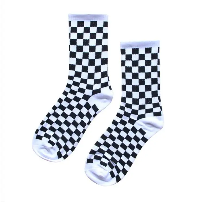 Autumn Winter Women\'s Black White Checkerboard Socks Men Hip Hop Cotton Unisex Sock