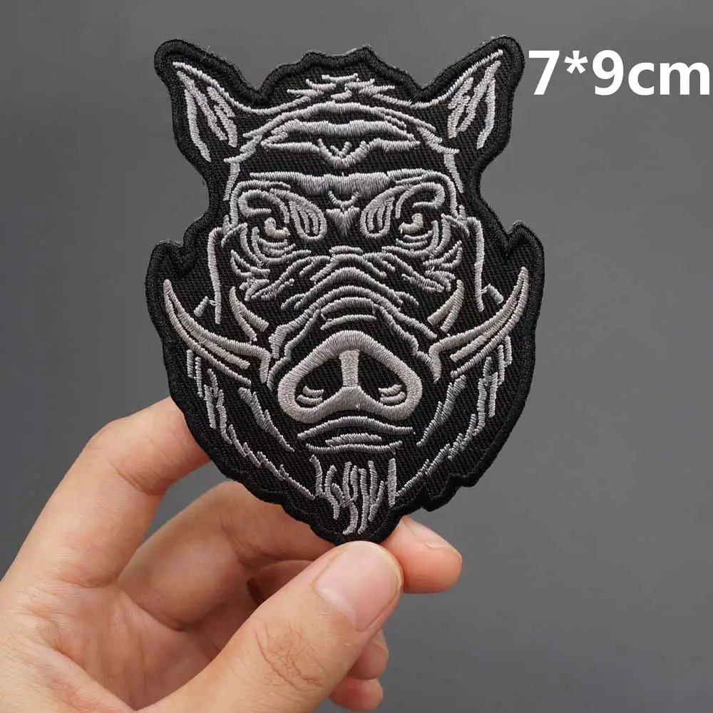 Animals Embroidered Punk Biker Patches Orangutan Wolf Wild Boar Indian Lion Small Badge for Clothes Sticker Apparel Accessories