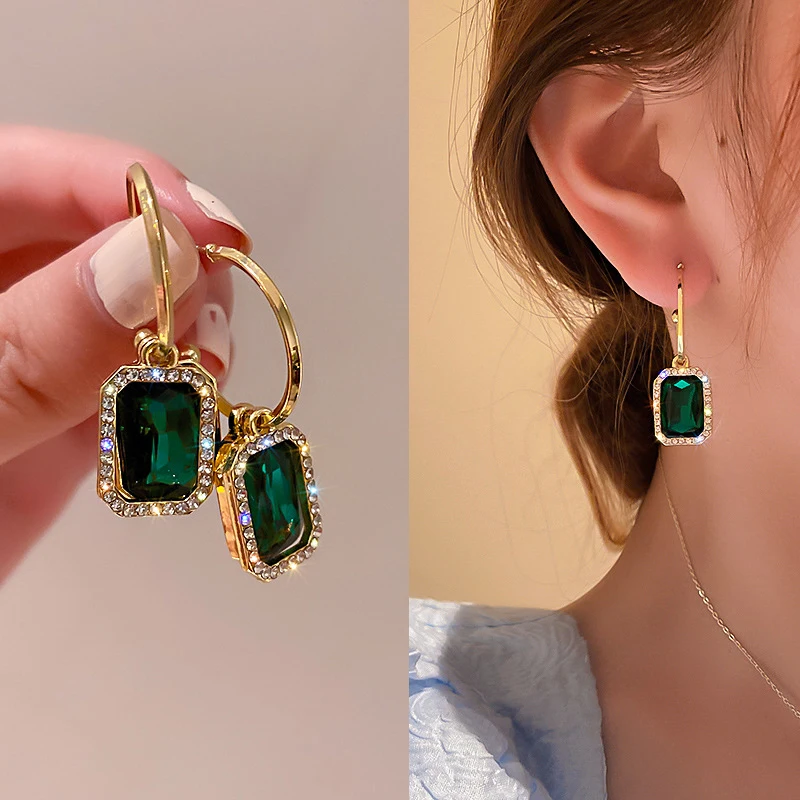 New Korean Fashion Temperament Elegant Green Crystal Geometry Drop Earrings for Women Girls Lady Party Jewelry Gift