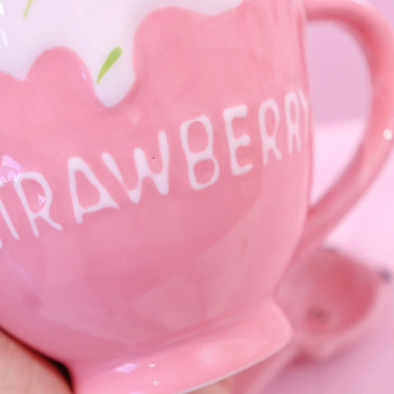 Kawaii Strawberry Milk Mug For Girl Personalised Creative Ceramic Oatmeal Yogurt Dessert Breakfast Mug Cute Coffee Tea Water Cup