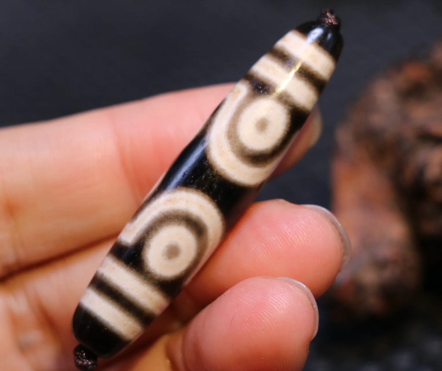 

Magic Power Energy Tibetan Old Agate Black&White 7 Eye Wealthy Symbolize dZi Bead Amulet Pendant Talisman UPD220102A15