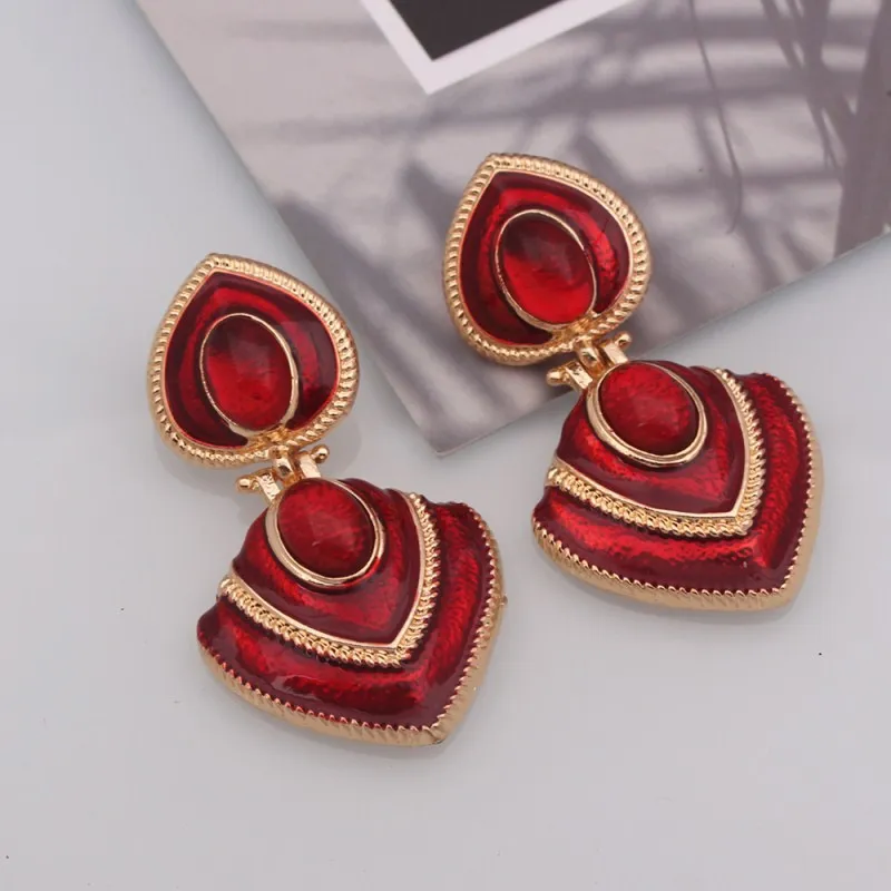 Red Metal Heart Oval Patchwork Geometry Drop Earrings for Women European Exaggerated Party Vintage Earrings Boho Jewelry