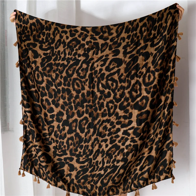 16 Designer Fashion Sexy Leopard Dot Tassel Viscose Shawl Scarf Lady High Quality Print Soft Pashmina Stole Bufandas Muslim Caps