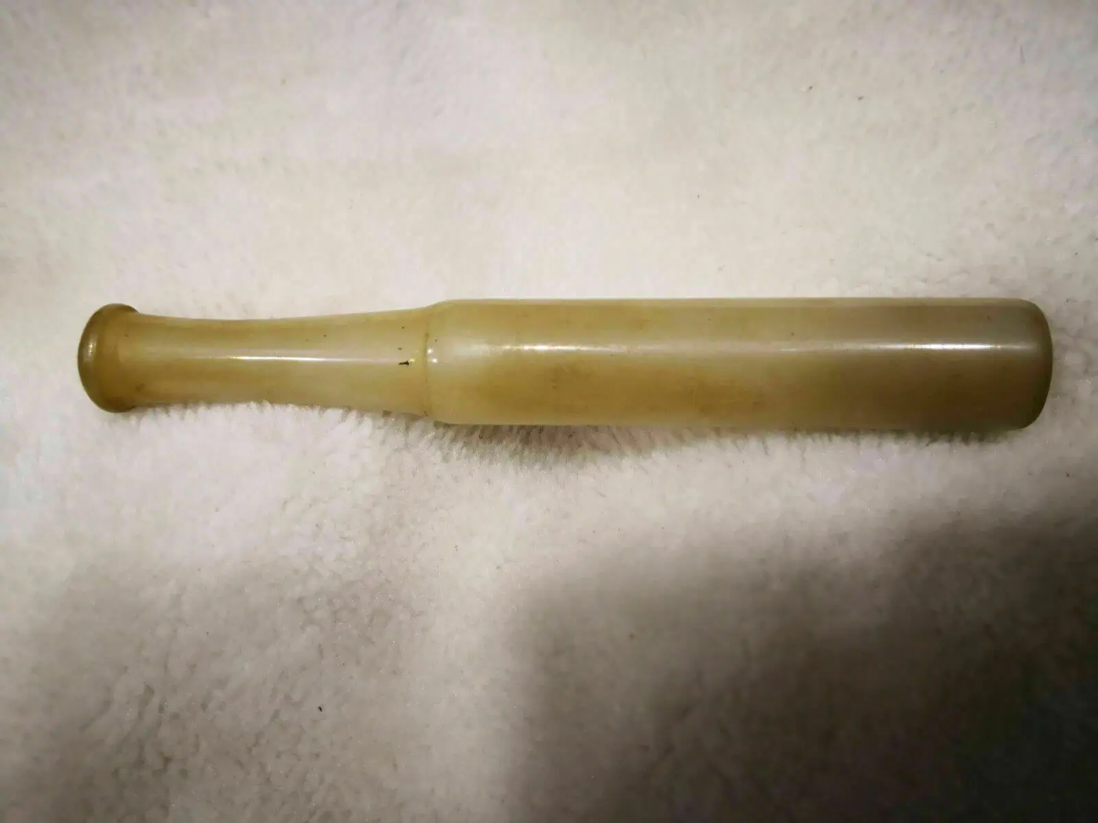 

Chinese old jades carving natural jade cigarette holder