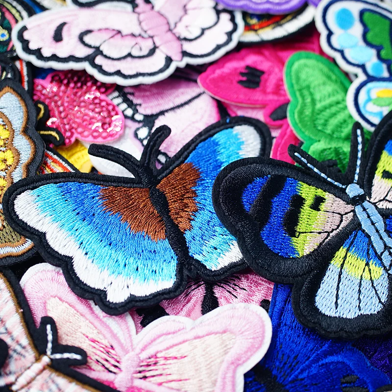 Butterfly Iron On Patches Embroidery Applique Clothes Sewing Supplies Decorative Badges Stickers Pink Green Yellow White Black