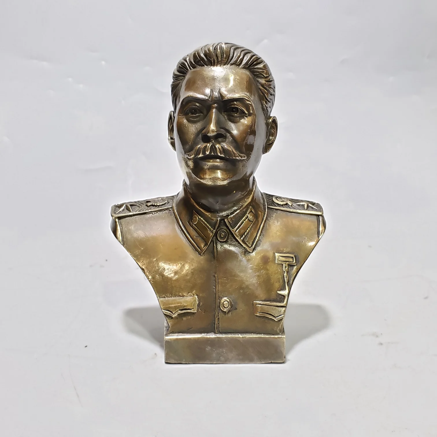 

Exquisite Retro Brass Portrait Of Great Man Home Decoration