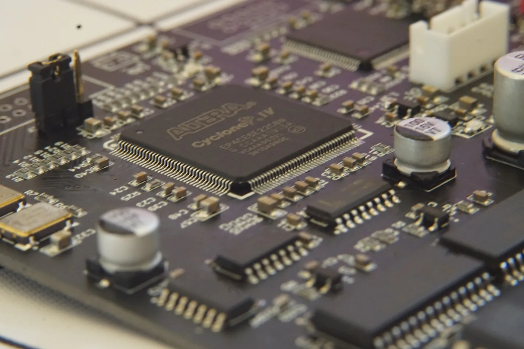 Picture 5: New Dual AD1865R NOS DAC vinyl style decoder board dual FPGA clock asynchronous processing R2R decoding