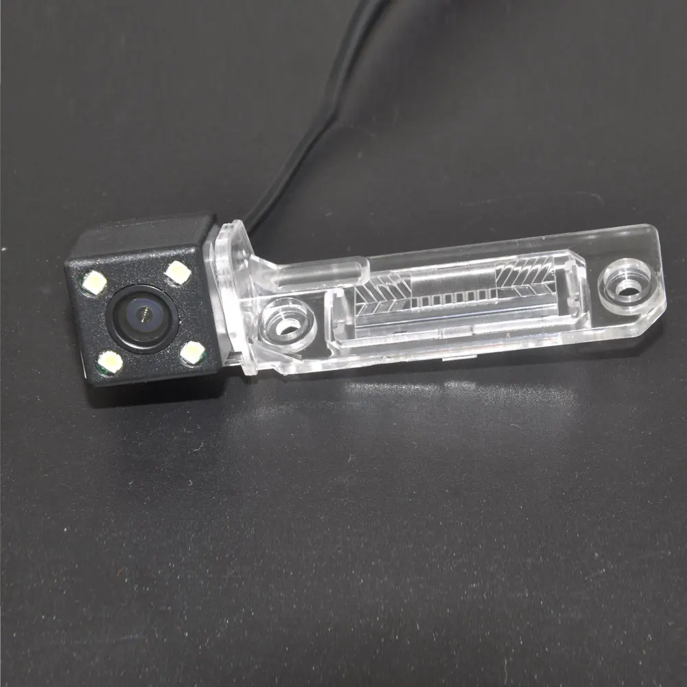 Car Rear View  Camera For VW Passat CC Polo Jetta Touran Caddy Golf Multivan T5 Transporter Skoda Superb hatchback Bora Phaeton