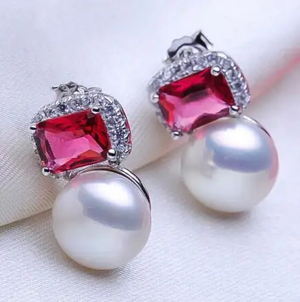 

Серьги из серебра 925 пробы с натуральным пресноводным жемчугом 8-9 мм