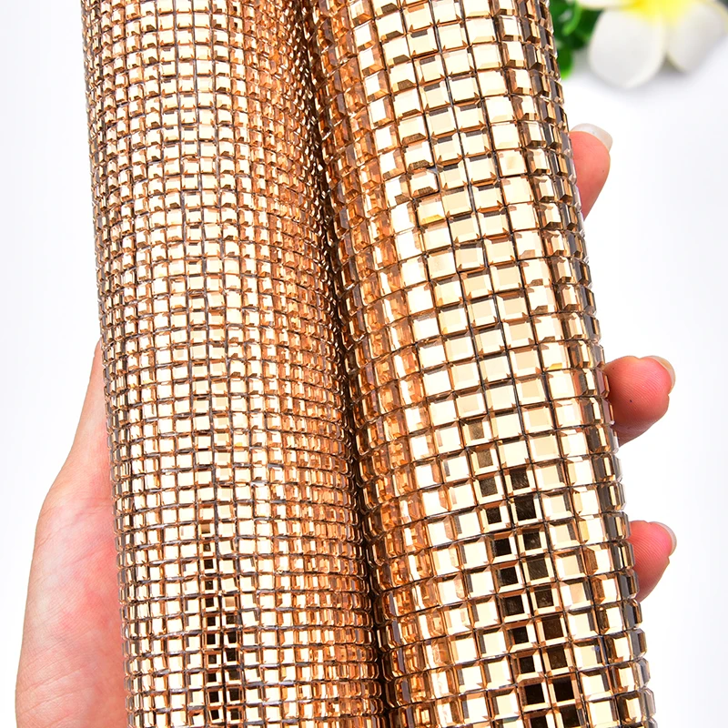 正方形の粘着性トパーズストーン,5mm, 24x40cm,ダイヤモンドシートバンディング,ゴールドクリスタル,ホットフィックスグルー,メッシュラインストーン