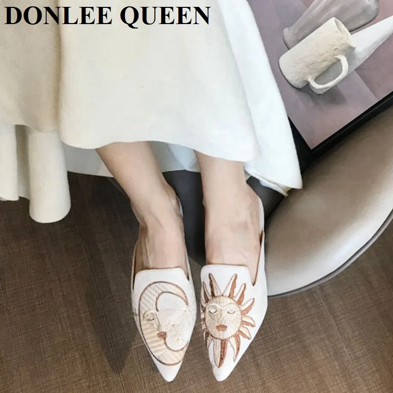 Big Size 35-42 Slippers Women Slip On Slides Flat Pointed Toe Embroider Mules Shoes Women New Casual Flip Flops zapatillas mujer