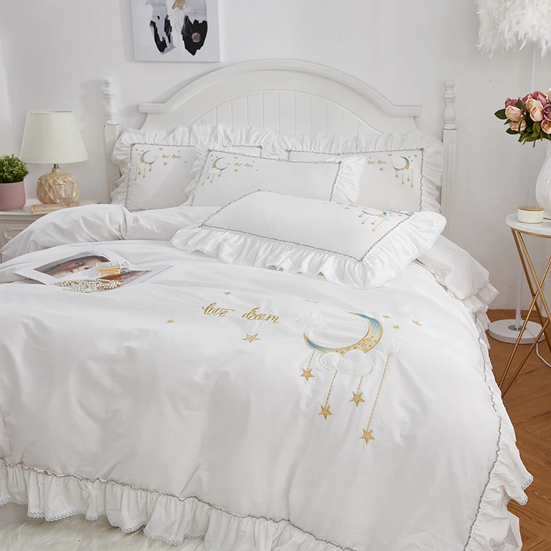 White Bedding Set Luxury Princess Lace Ruffles Bedclothes Star Moon Embroidered Solid Duvet Cover Bed Sheet Pillowcases Cotton