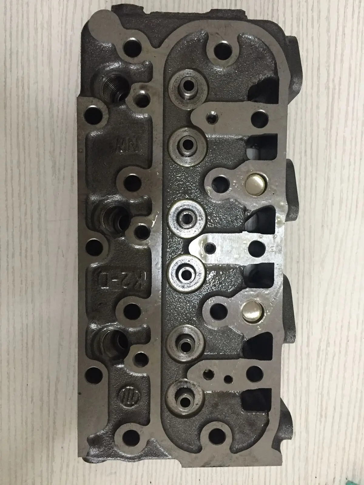 

Complete Cylinder Head Fit For Kubota D905 Engine M10