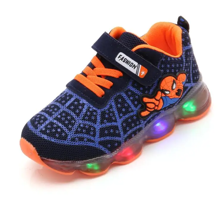 Zapatillas deportivas de Spiderman para niños y niñas, zapatos brillantes con luz LED, talla 21-30