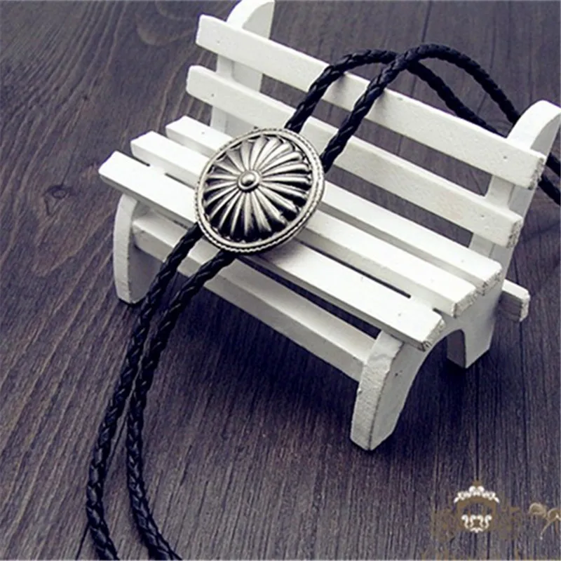 

Bolo tie Retro shirt chain The sun shield Poirot tie rope leather necklace Long tie hang