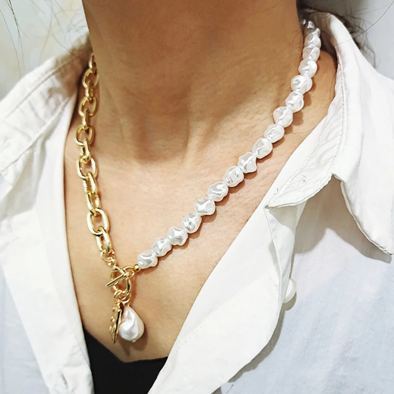 Fashion Irregular Baroque Pearl Golden Chain Necklace Women Jewelry Vintage Geometric Pendant Necklace for Women Accessories