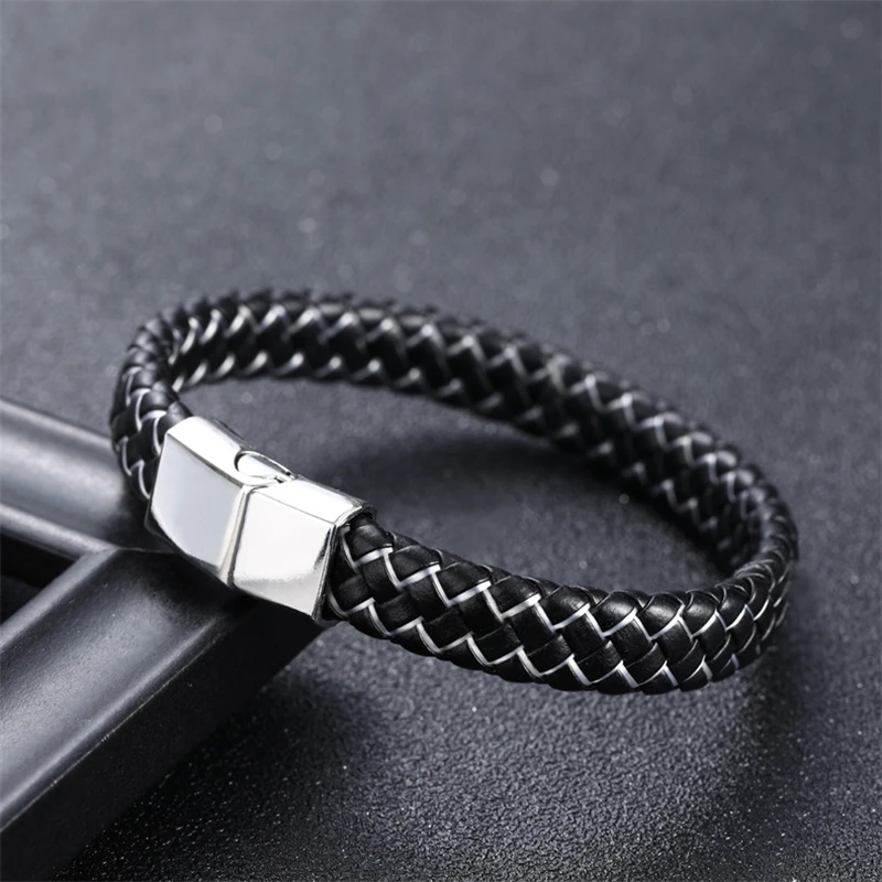 European and American Fashion Simple Style Handmade Microfiber Leather Bracelet 316L Stainless Steel Men\'s Bracelet Jewelry