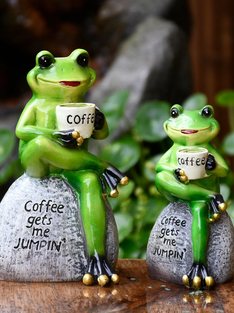 

American Coffee Frog Resin Ornaments Outdoor Garden Villa Accessories Crafts Kindergarten Lawn Courtyard Figurines Decoration