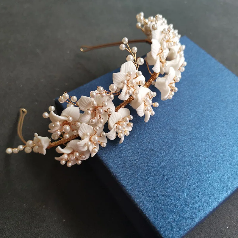 SLBRIDAL Handgemachte Kristall Strass Perlen Keramik Blume Braut Tiara Hochzeit Brautjungfern Party Krone Frauen Mädchen Haar Schmuck – Detail 14