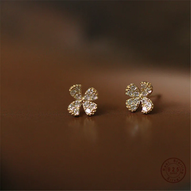 925 Sterling Silver Korean Version Simple Three-dimensional Flower Stud Earrings Women Light Luxury Temperament Wedding Jewelry