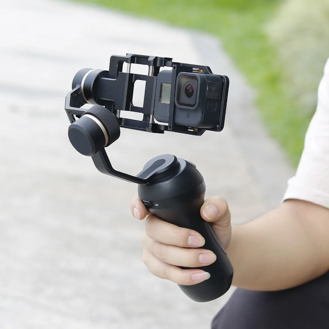 アクションカメラスイッチアダプタzhiyunためfeiyu moza djiデジタル一眼レフハンドヘルドジンバルマウントプレートスプリント移動プロヒーロー10 9 8黒7 6 5