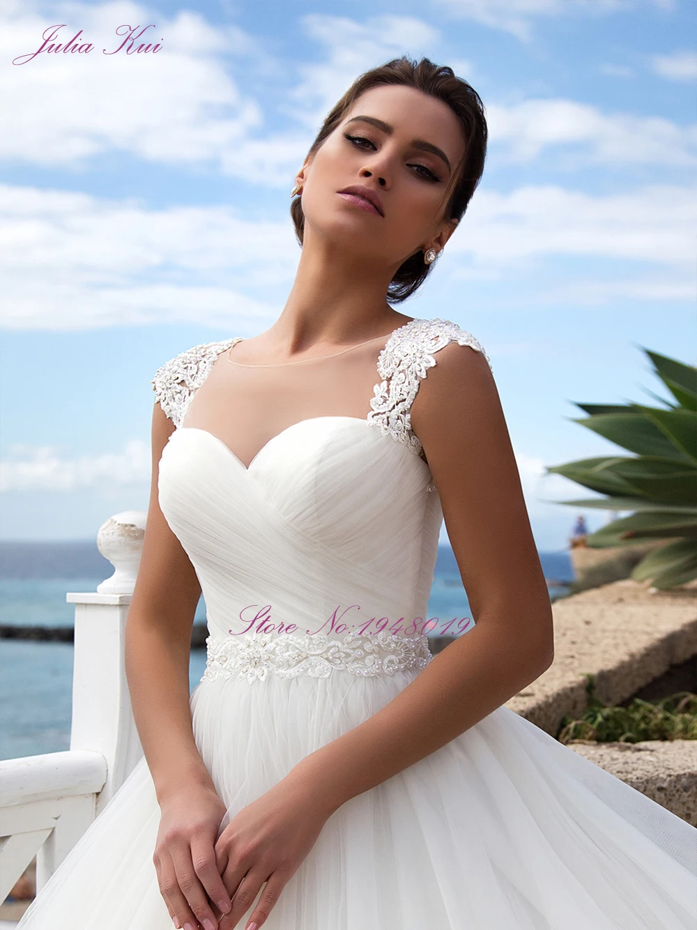 Julia kui-チュールのウェディングドレス,通常のストラップ付きの空中ブランコドレス,地面の長さ,エレガントでベルト付き