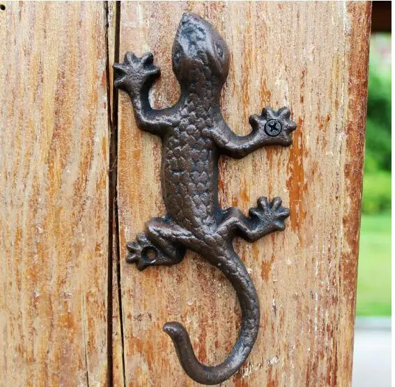 

2Pcs,Distressed Cast Iron Gecko Ornaments Wall Hanging Set Mural Garden decoration