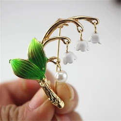 White Floral Leaf Brooch Trendy Alloy Enamel Lily Valley Gold Color Brooch Pin High Quality Jewelry For Women