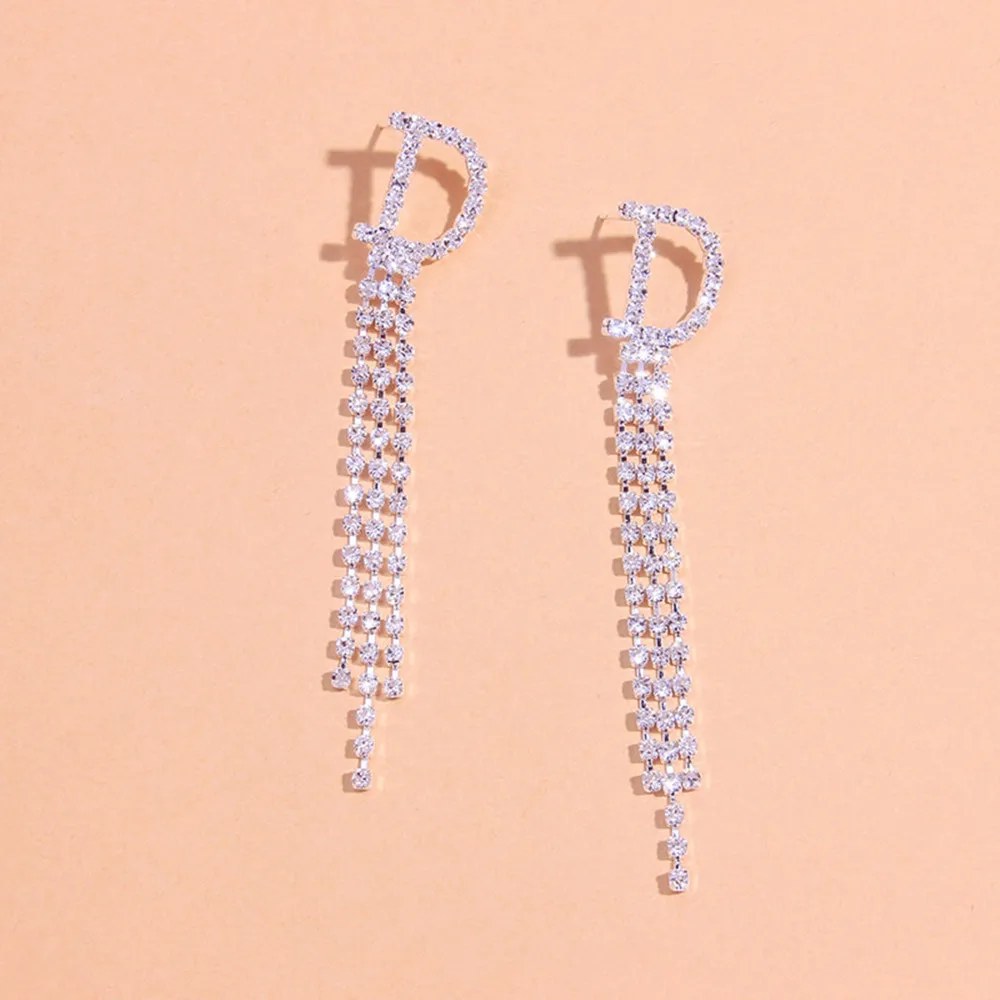 Novelly 26 Letters A-Z Shiny Rhinestone Long Tassel Drop Earrings for Women Luxury Crystal Letters Hanging Claw Chain Earrings