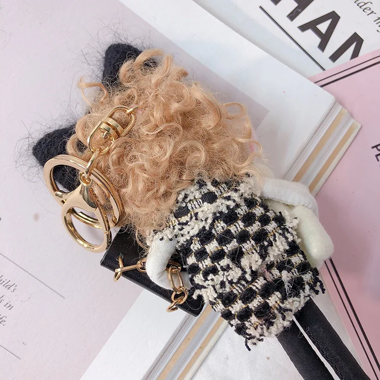 2023 Real Mink Fur Keychain Bag Pompom Bag Charm KeyRing Luxury Car Jewelry Pendant Fur Keychain  Luxury Keychain